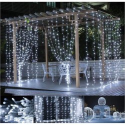 Vianočné osvetlenie - svetelný záves - 3 x 6 m studená biela 600 LED